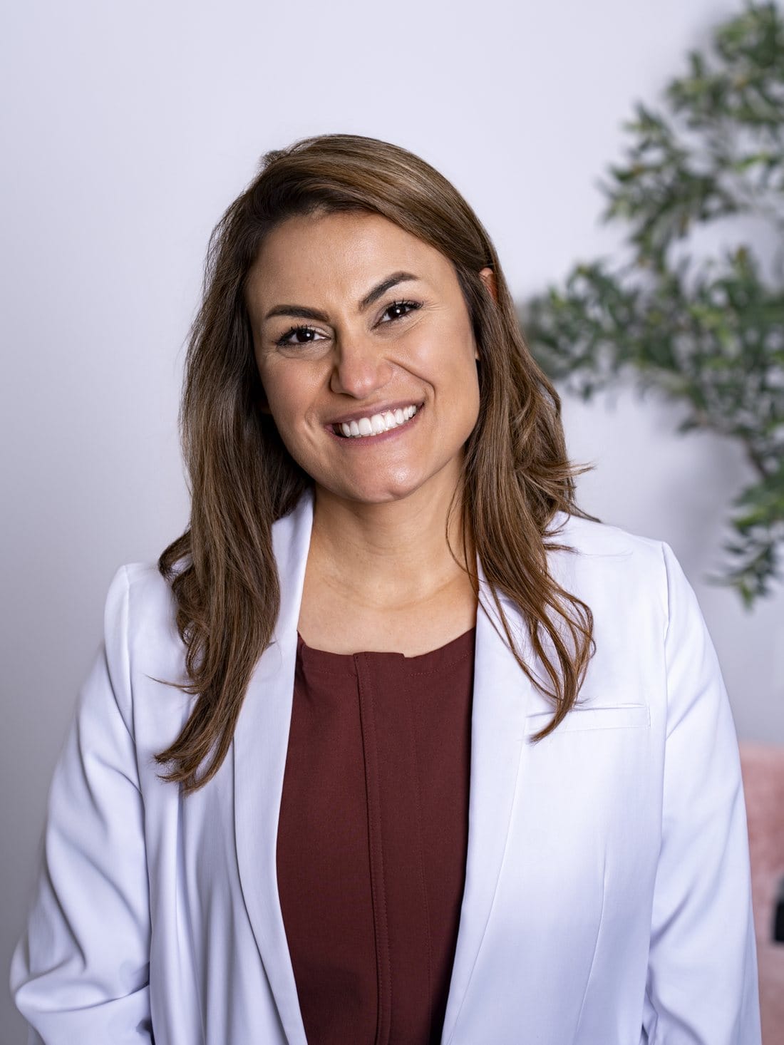 Portrait of Dr. Behnaz (Bennie) Yavari, orthodontist at Artemis Smiles Orthodontics in Sandy Springs